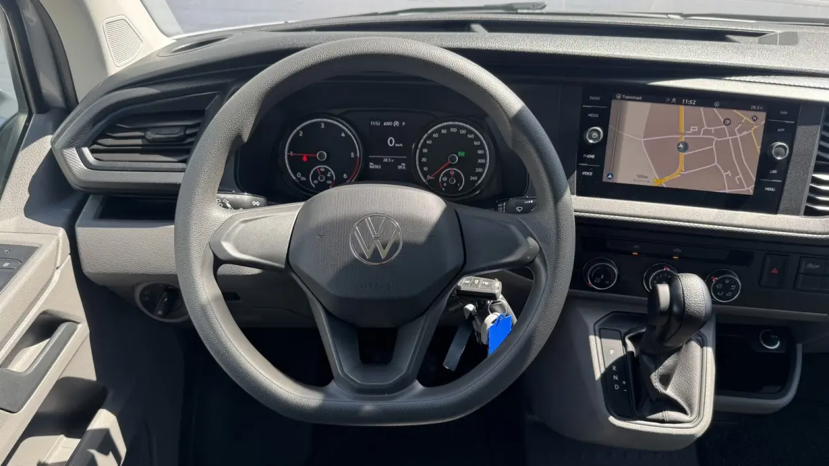 2.0 TDI L2H1 30 DC Highline DSG Trekhaak 2500kg Cruise Carplay Navigatie DAB Radio