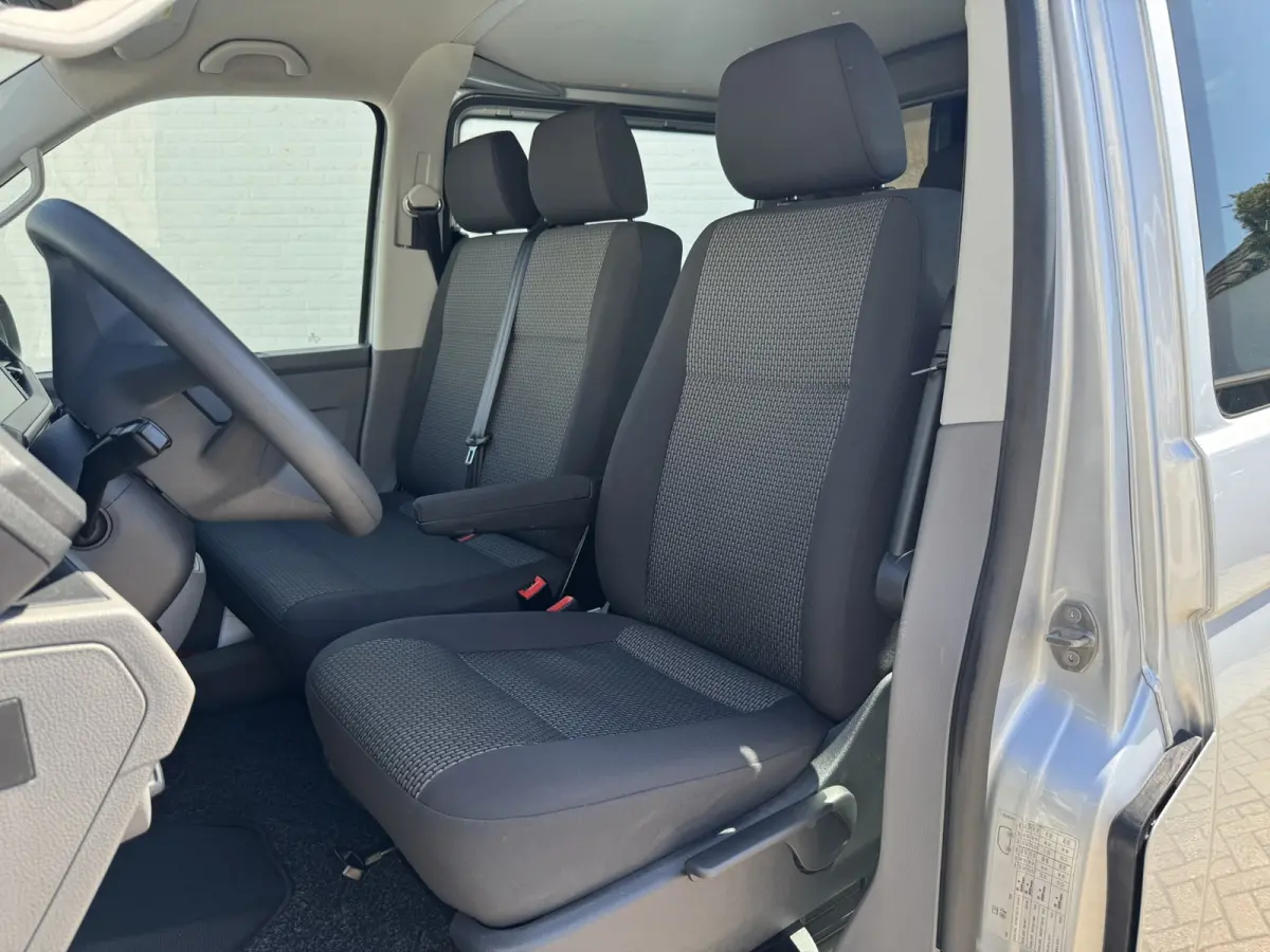 2.0 TDI L2H1 30 DC Highline DSG Trekhaak 2500kg Cruise Carplay Navigatie DAB Radio