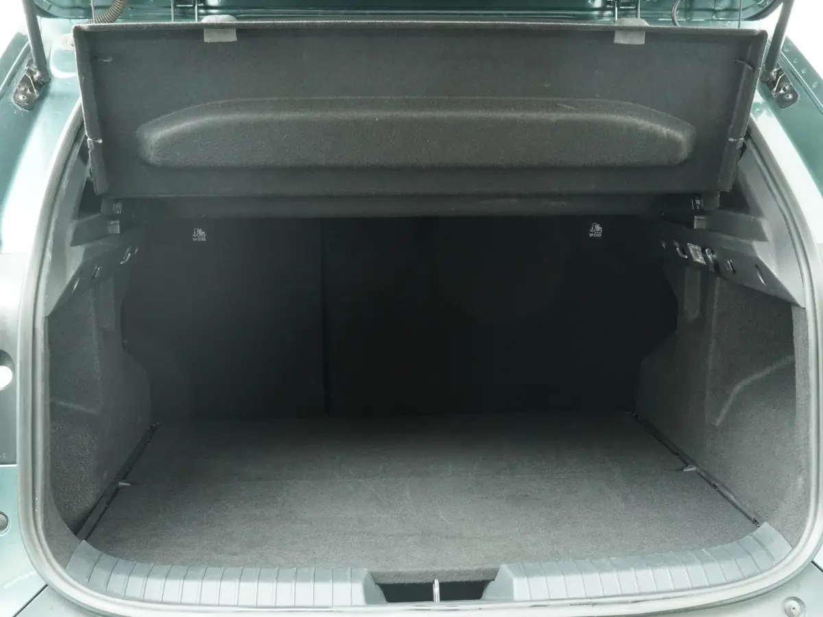Journey mild hybrid 130 | Navigatie | Parkeercamera | 18" velgen |