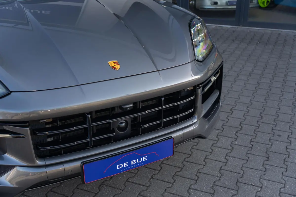 3.0 E-Hybrid|Org NL NAP|SportDesign|Panoramadak|PDCC|PTV|BOSE|Sportuitlaat |Achteras besturing|Full Options|Dealer Onderhouden