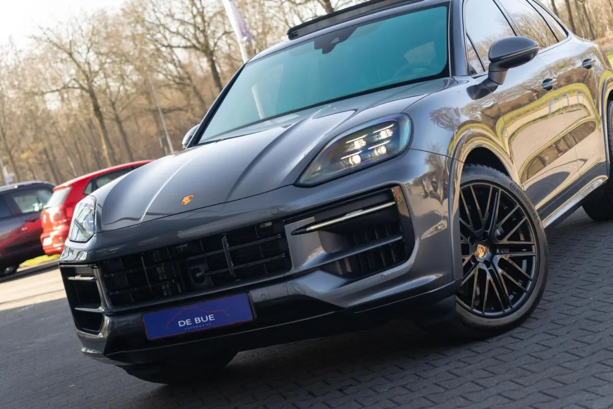 3.0 E-Hybrid|Org NL NAP|SportDesign|Panoramadak|PDCC|PTV|BOSE|Sportuitlaat |Achteras besturing|Full Options|Dealer Onderhouden