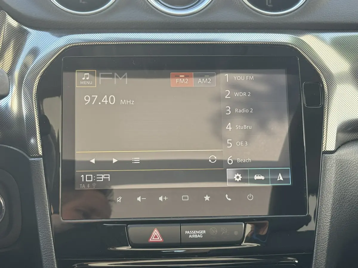1.5 Hybrid Style Automaat Carplay Panorama Camera Adaptieve cruise All season