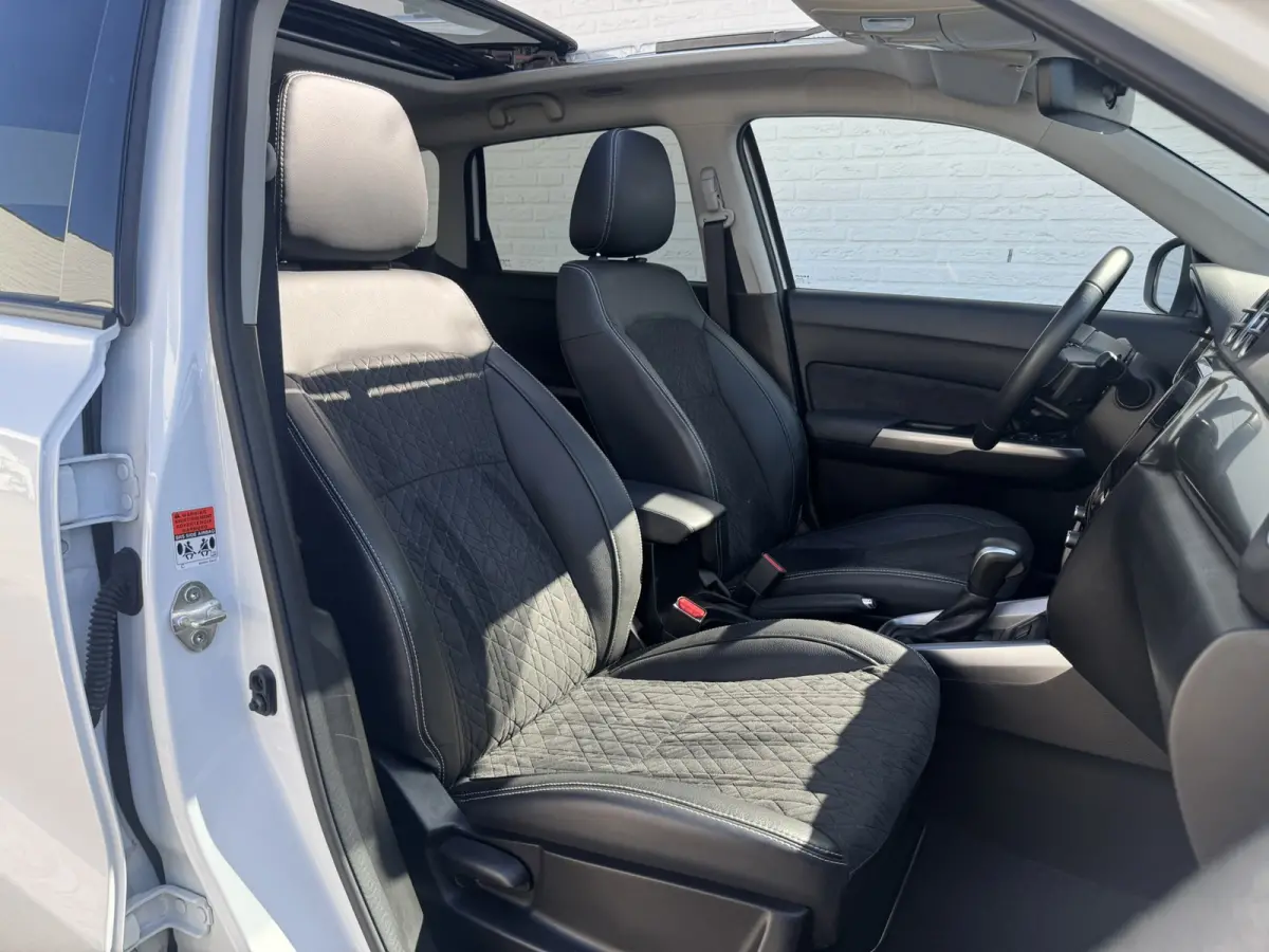 1.5 Hybrid Style Automaat Carplay Panorama Camera Adaptieve cruise All season