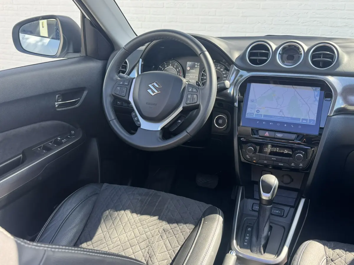 1.5 Hybrid Style Automaat Carplay Panorama Camera Adaptieve cruise All season