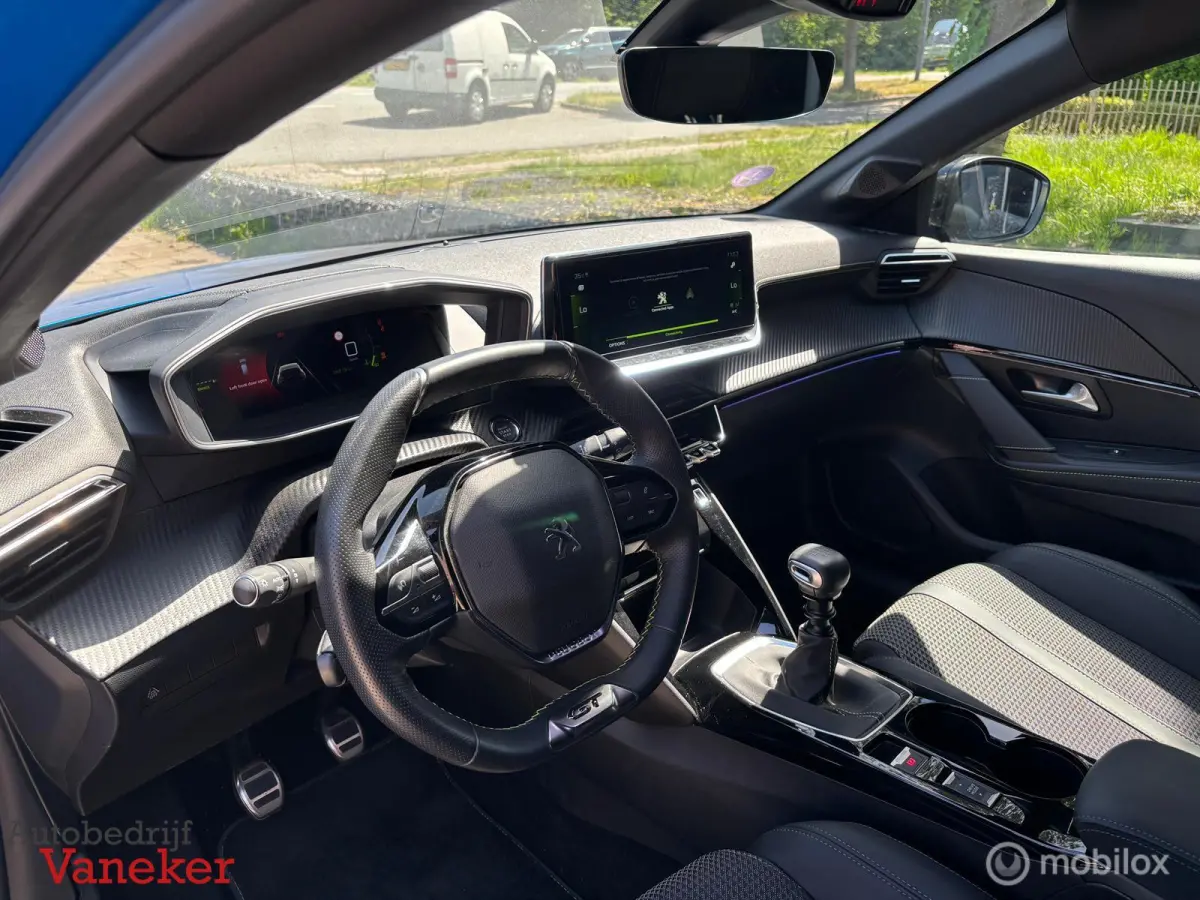 1.2 PureTech GT Pack|Vertigo Blue|Carplay|Camera