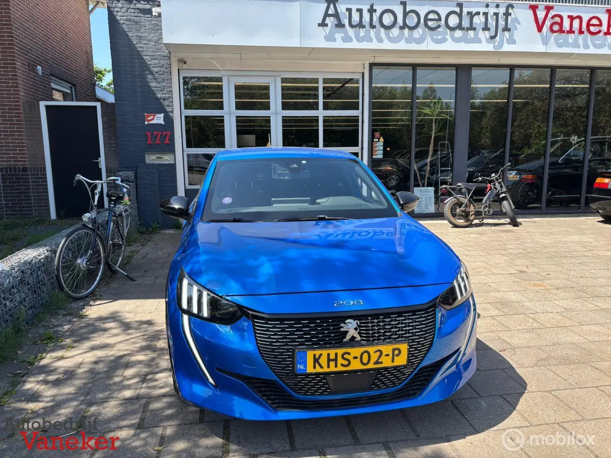 1.2 PureTech GT Pack|Vertigo Blue|Carplay|Camera