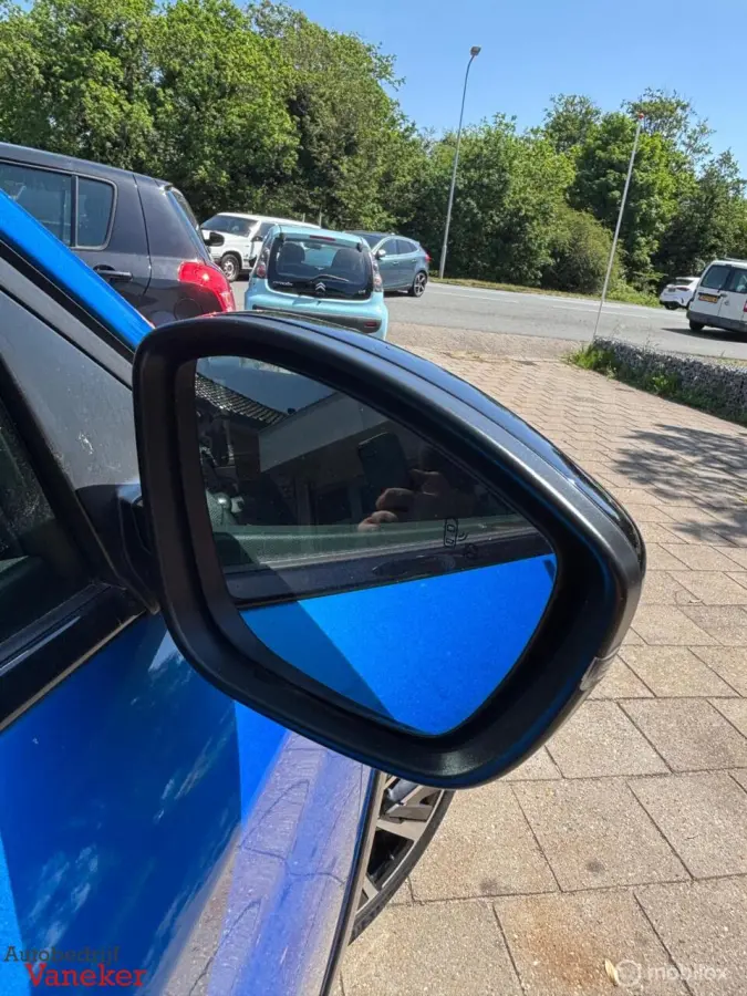 1.2 PureTech GT Pack|Vertigo Blue|Carplay|Camera
