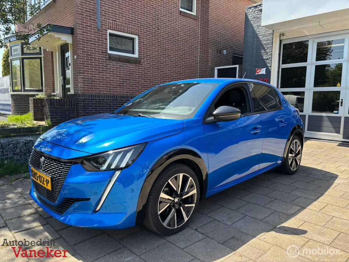 1.2 PureTech GT Pack|Vertigo Blue|Carplay|Camera