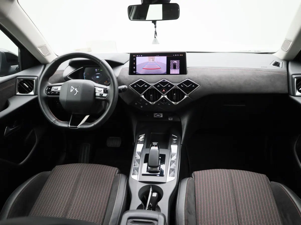 PERFORMANCE Line + | Head-up Display | Achteruitrijcamera | Cruise Control | Keyless | Apple Carplay/Android Auto |