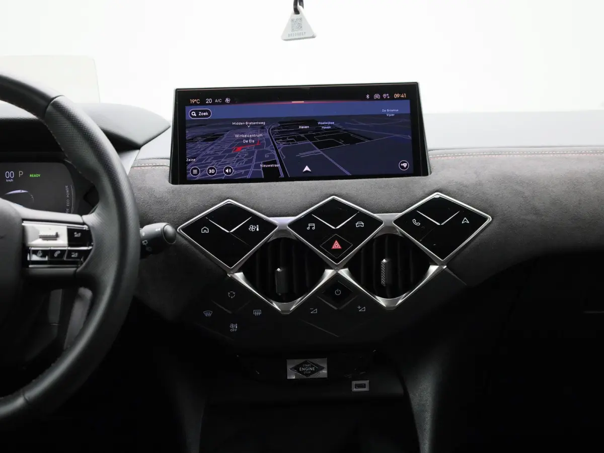 PERFORMANCE Line + | Head-up Display | Achteruitrijcamera | Cruise Control | Keyless | Apple Carplay/Android Auto |