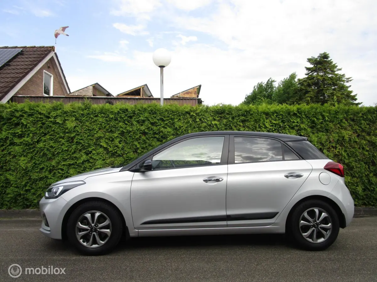 1.0 T-GDI Premium AUTOMAAT - ALS NIEUW !!!