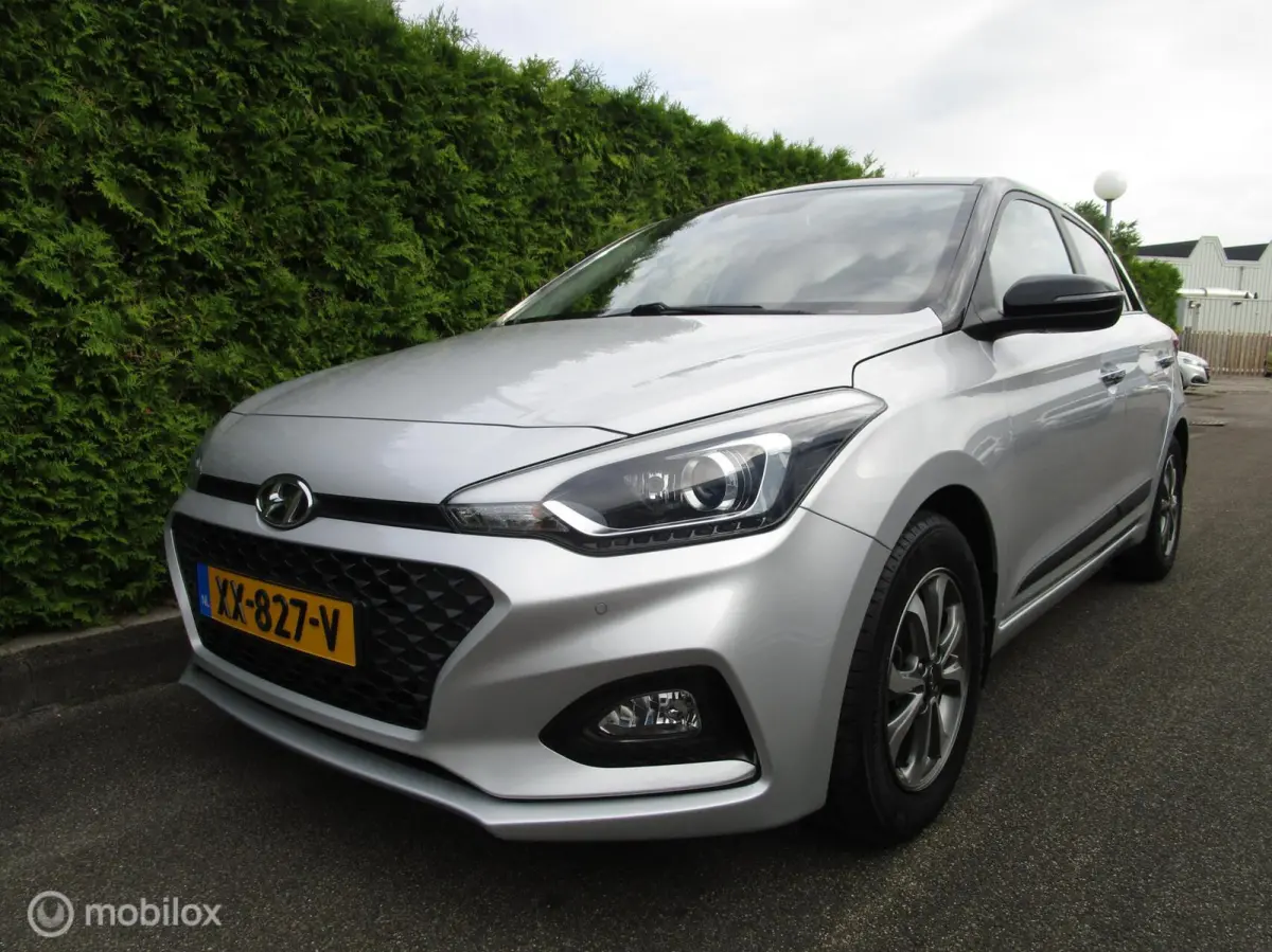 1.0 T-GDI Premium AUTOMAAT - ALS NIEUW !!!