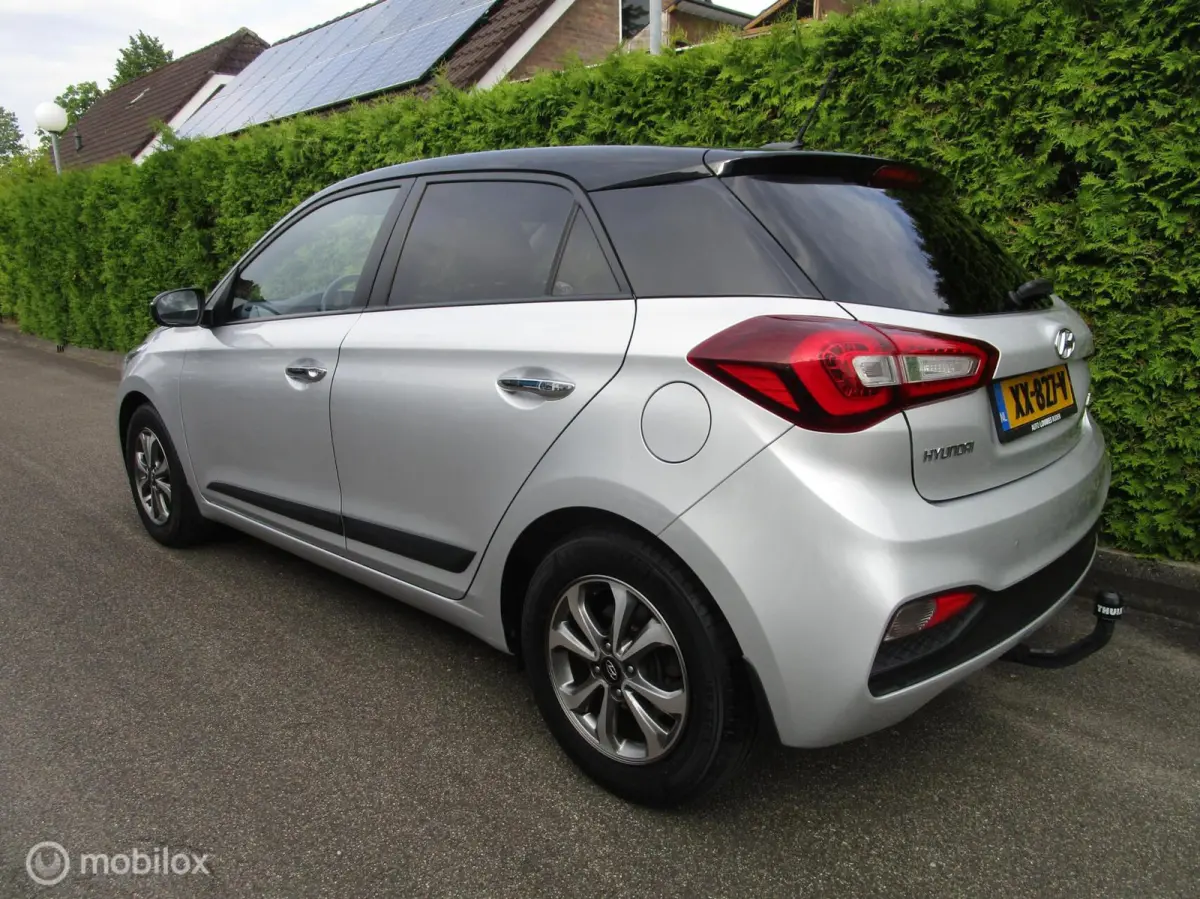 1.0 T-GDI Premium AUTOMAAT - ALS NIEUW !!!