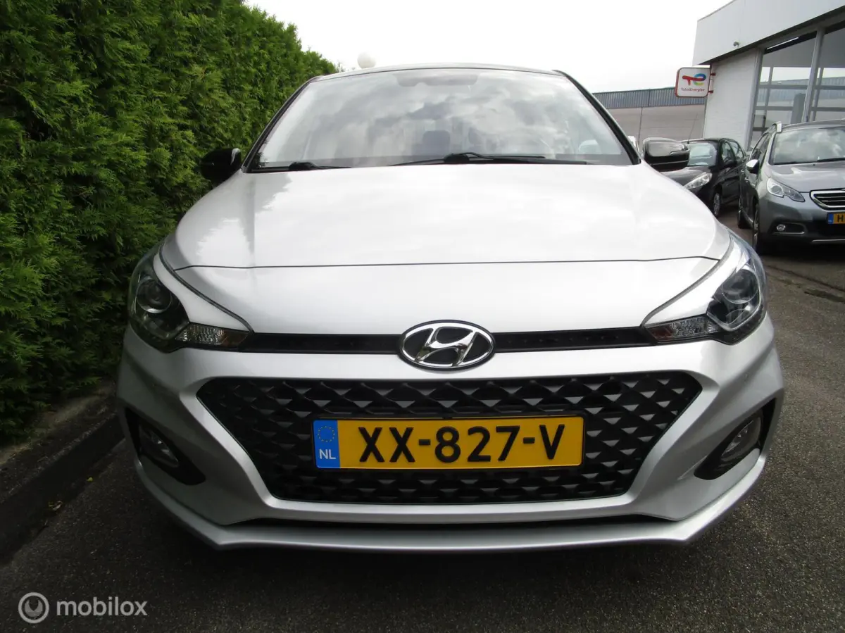 1.0 T-GDI Premium AUTOMAAT - ALS NIEUW !!!