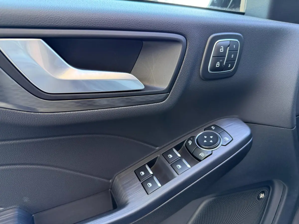 2.5 PHEV Sound Edition | Elek. Trekhaak | 2100KG Trekgewicht! | Adaptive Cruise Control | Matrix Led Koplampen | B&O Audio | Stoel/stuur voorruitverwarming | 360 Camera | 08-26 beschikbaar