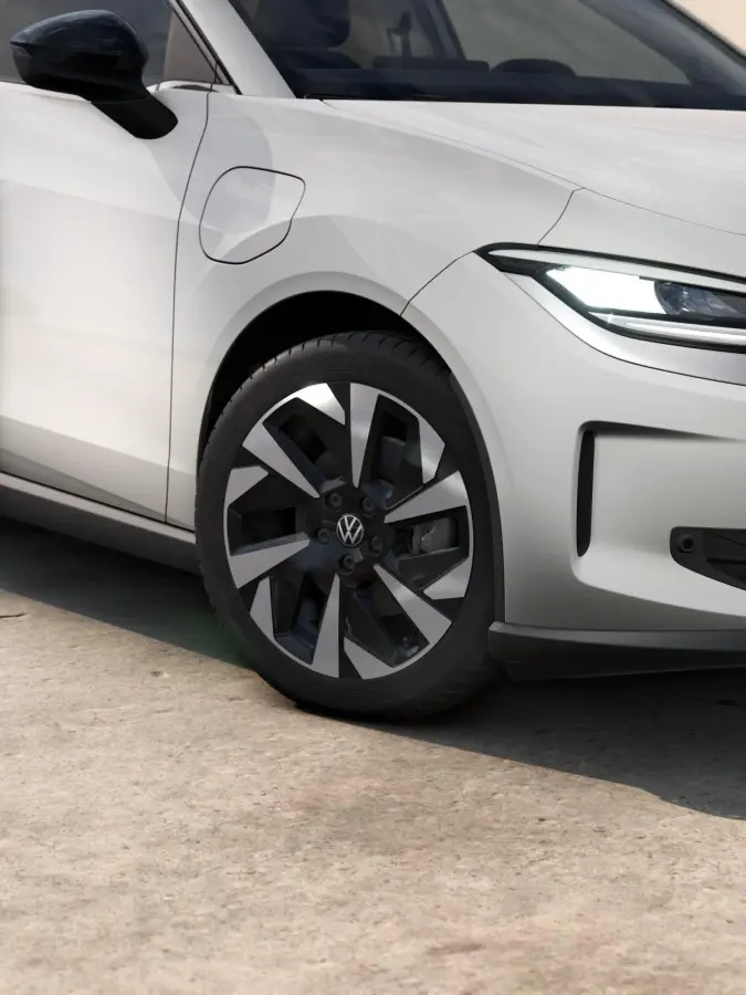 Life First Edition 211pk 52 kWh | LMV 18'' | Achteruitrijcamera