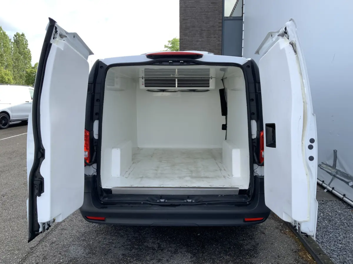114 CDI L2 Pro Vries/Koelauto Werkt 100% Min 15 gr Onder Nul .Navi Airco Cruise ,3 Zits Camera Euro 6