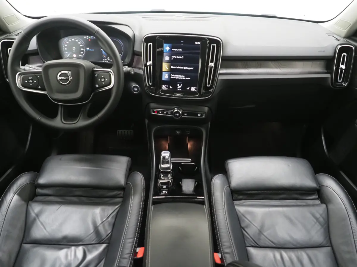 1.5 T5 Plug-in hybrid Ultimate Dark | Panoramadak | Pilot Assist | Harman/Kardon | Leder | Keyless | 360 | BLIS | Carplay