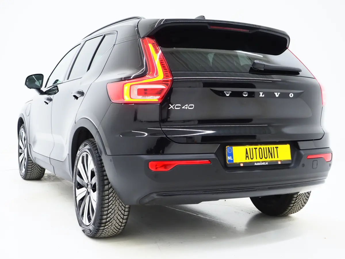 1.5 T5 Plug-in hybrid Ultimate Dark | Panoramadak | Pilot Assist | Harman/Kardon | Leder | Keyless | 360 | BLIS | Carplay