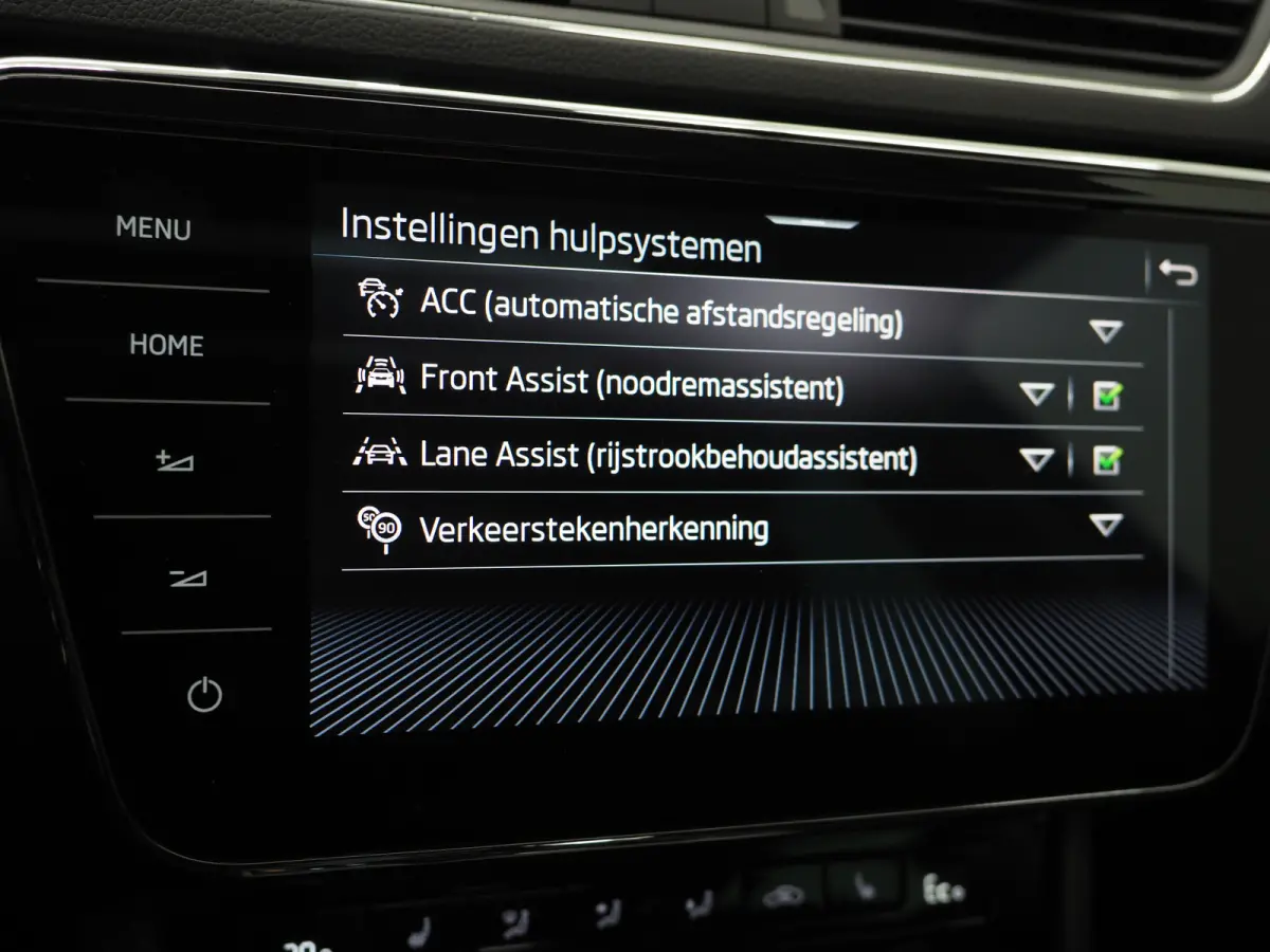 1.4 TSI iV 218PK | Panoramadak | Virtual | Adaptive Cruise | Stoelverwarming | DAB | PDC | Carplay