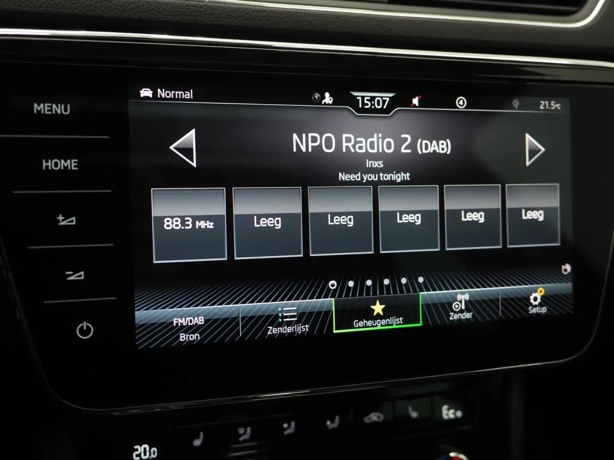 1.4 TSI iV 218PK | Panoramadak | Virtual | Adaptive Cruise | Stoelverwarming | DAB | PDC | Carplay
