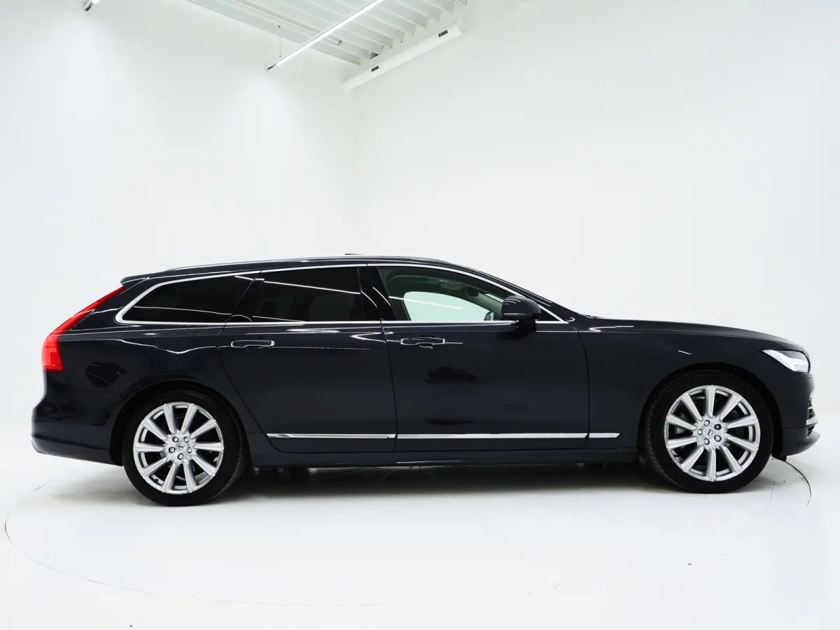 2.0 T8 AWD Inscription | Panoramadak | Massage | Pilot Assist | HUD | Leder | Keyless | 360 | BLIS | Carplay