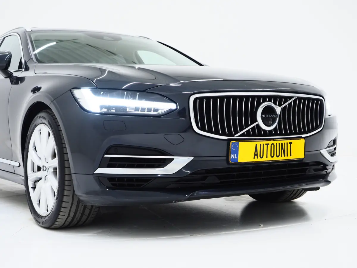 2.0 T8 AWD Inscription | Panoramadak | Massage | Pilot Assist | HUD | Leder | Keyless | 360 | BLIS | Carplay