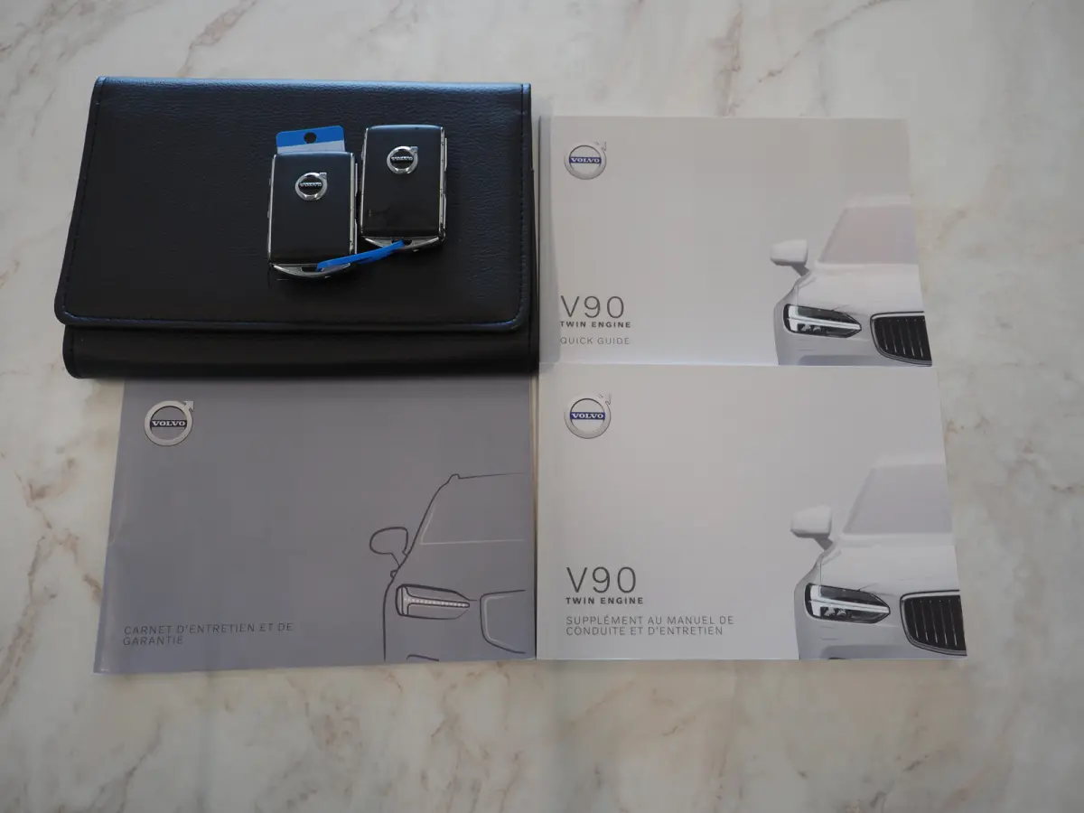 2.0 T8 AWD Inscription | Panoramadak | Massage | Pilot Assist | HUD | Leder | Keyless | 360 | BLIS | Carplay