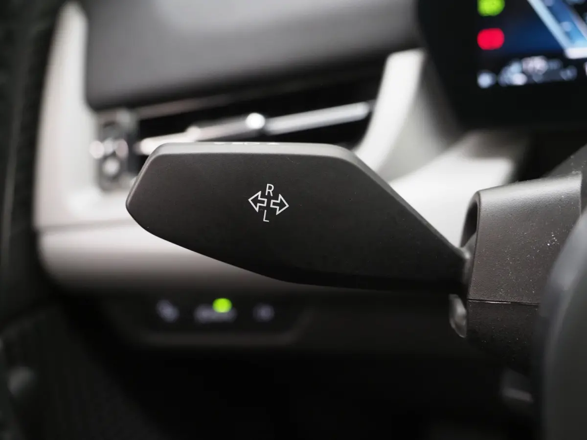 xDrive25e Individual | Panoramadak | Leder | Camera | Keyless | Cruise | Virtual | DAB | Carplay