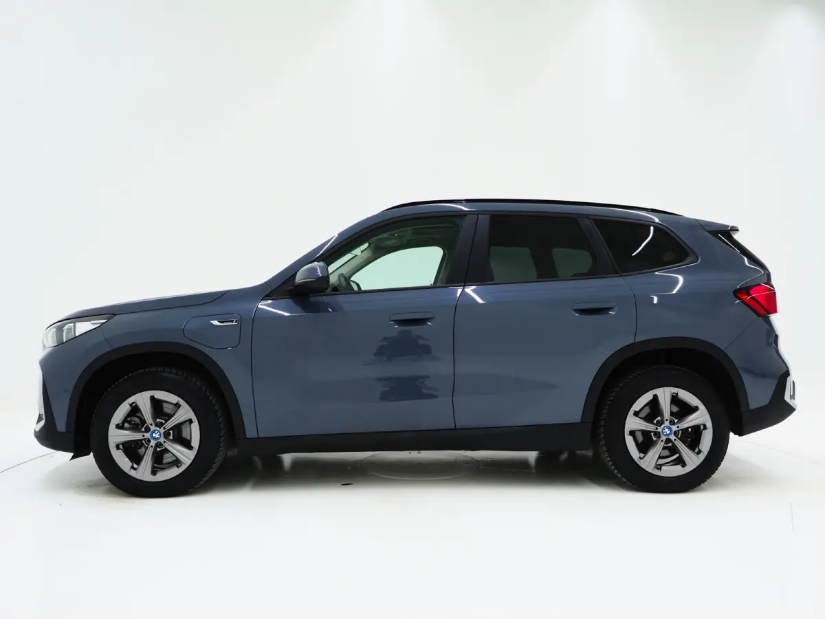 xDrive25e Individual | Panoramadak | Leder | Camera | Keyless | Cruise | Virtual | DAB | Carplay