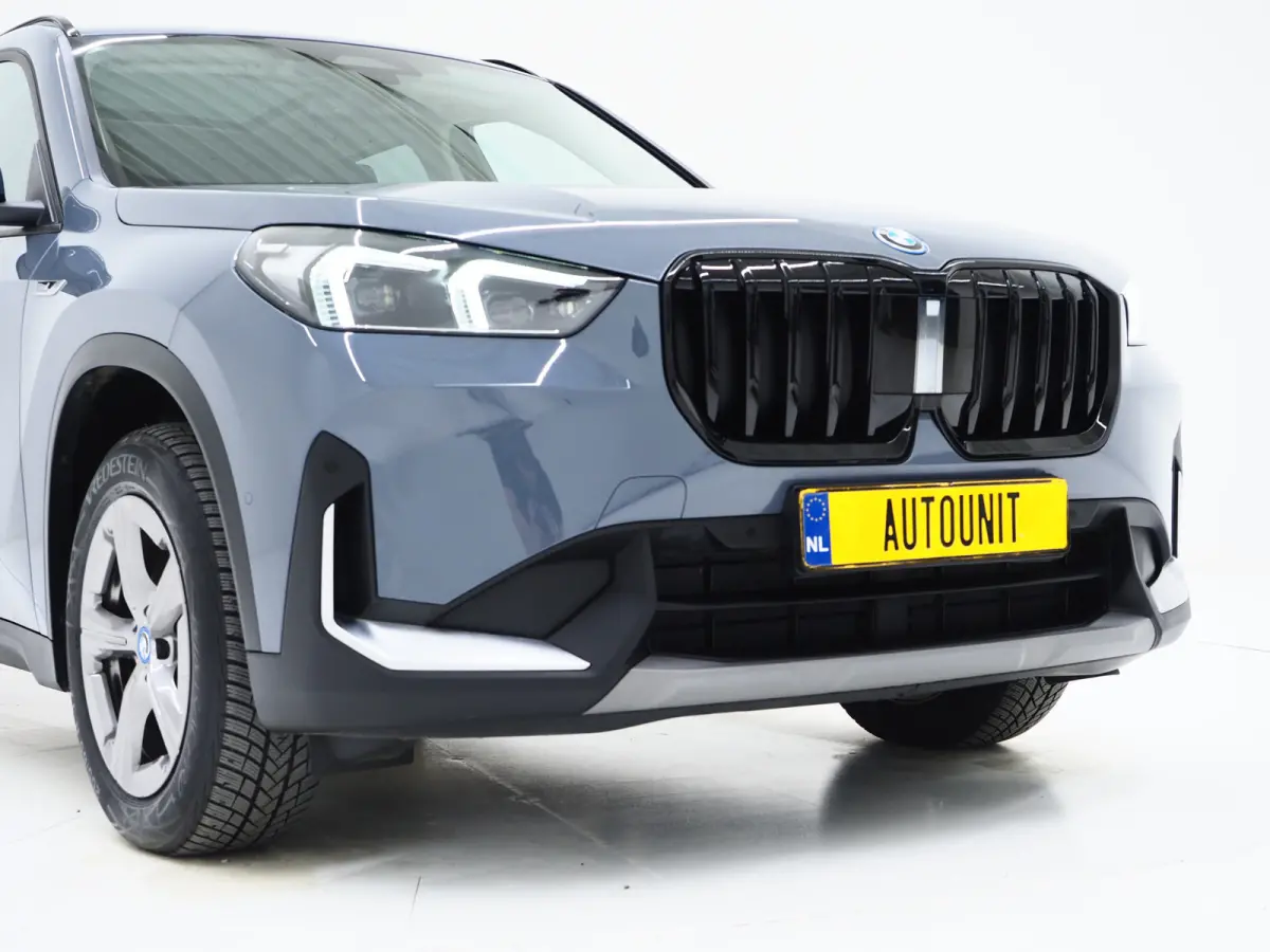 xDrive25e Individual | Panoramadak | Leder | Camera | Keyless | Cruise | Virtual | DAB | Carplay