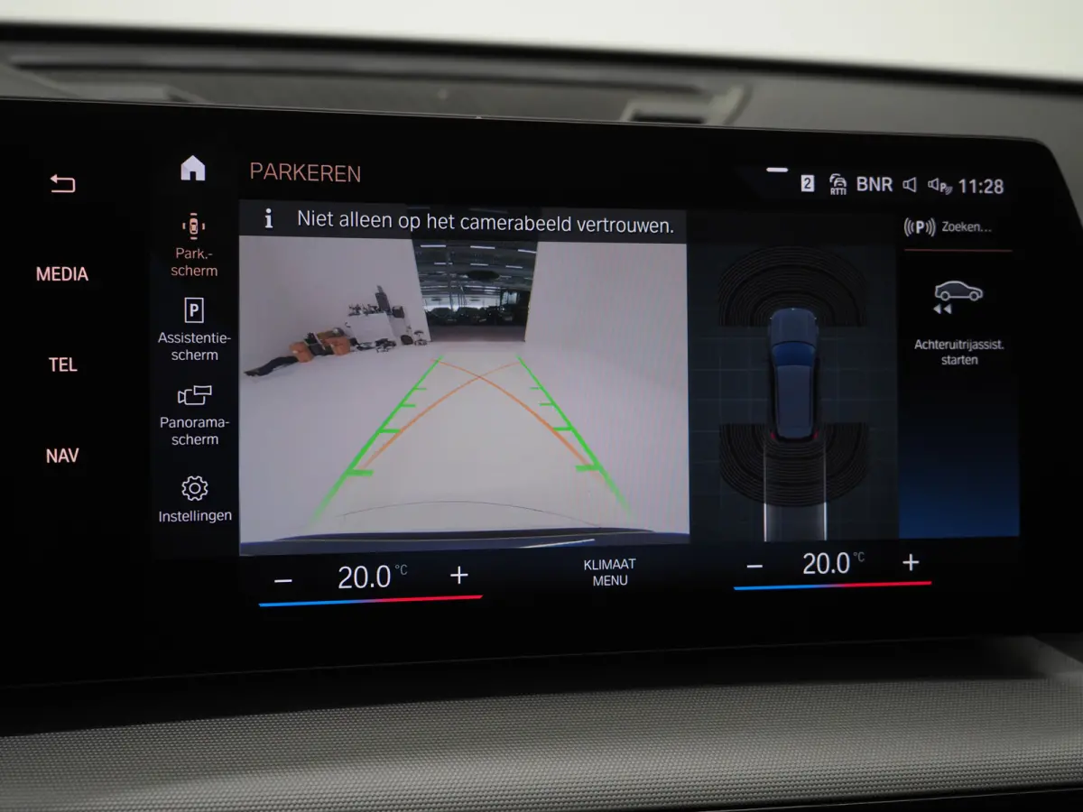 xDrive25e Individual | Panoramadak | Leder | Camera | Keyless | Cruise | Virtual | DAB | Carplay