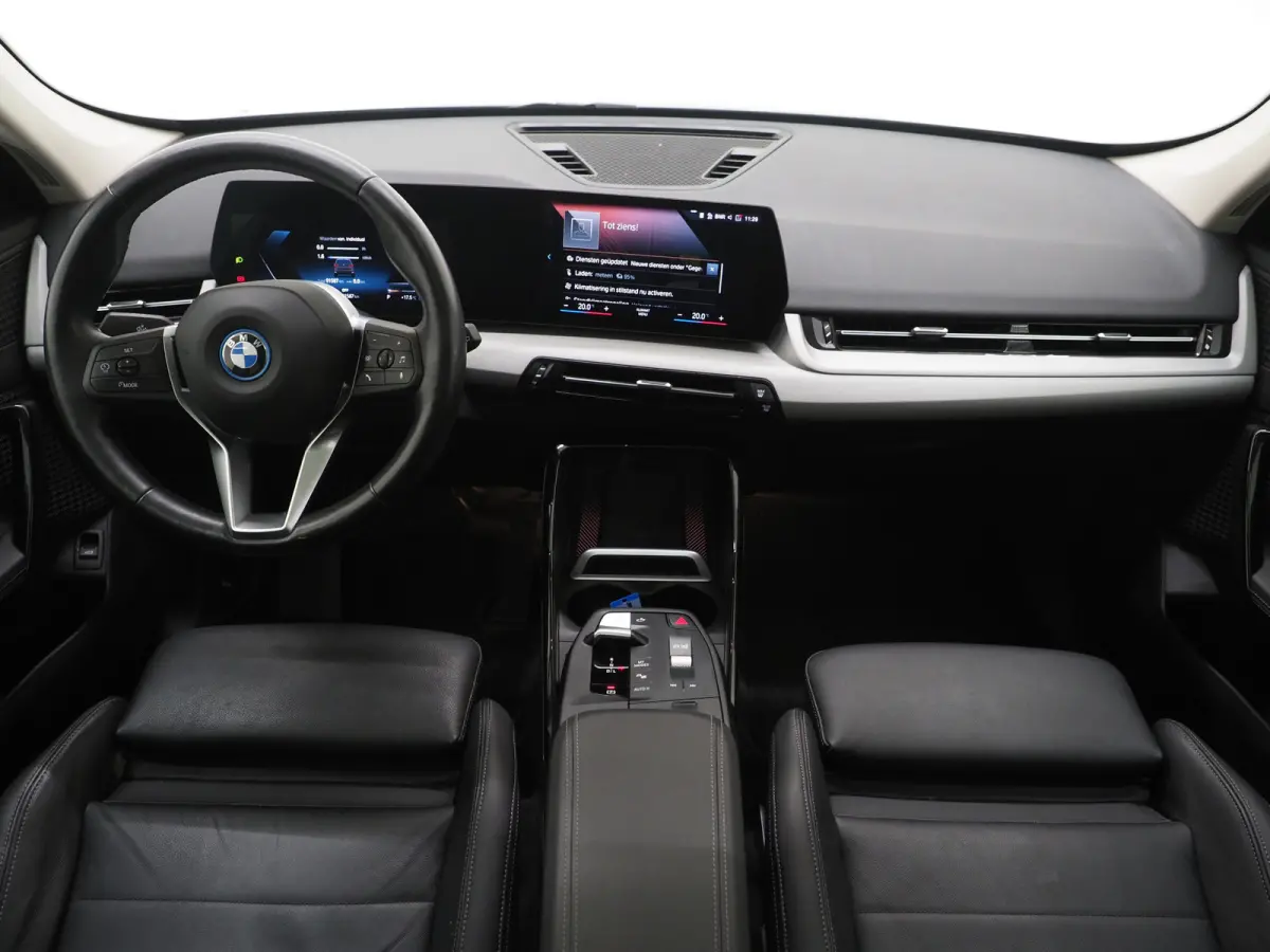 xDrive25e Individual | Panoramadak | Leder | Camera | Keyless | Cruise | Virtual | DAB | Carplay
