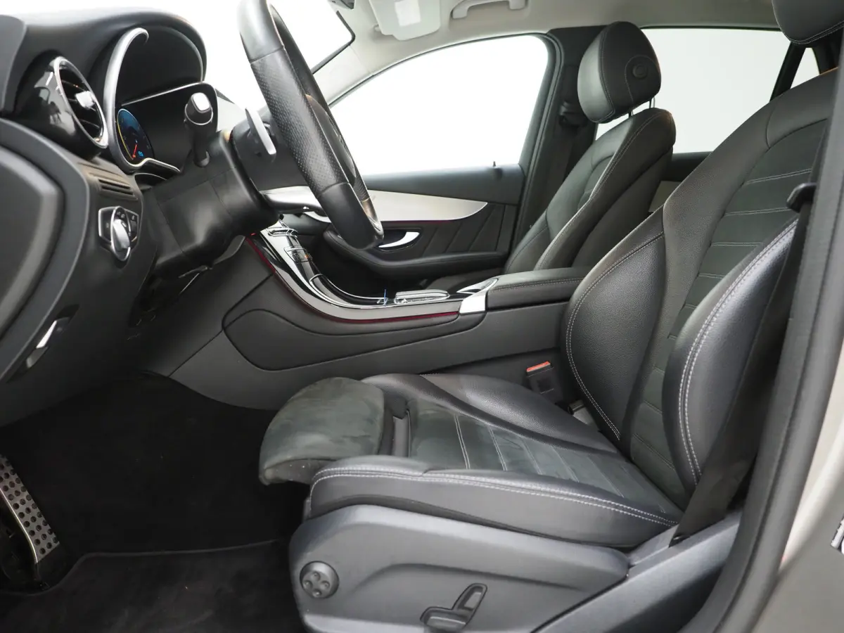 4MATIC AMG | Sfeerlicht | Camera | Sportstuur | Virtual | Stoelverwarming | Carplay