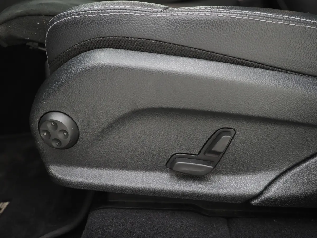 4MATIC AMG | Sfeerlicht | Camera | Sportstuur | Virtual | Stoelverwarming | Carplay