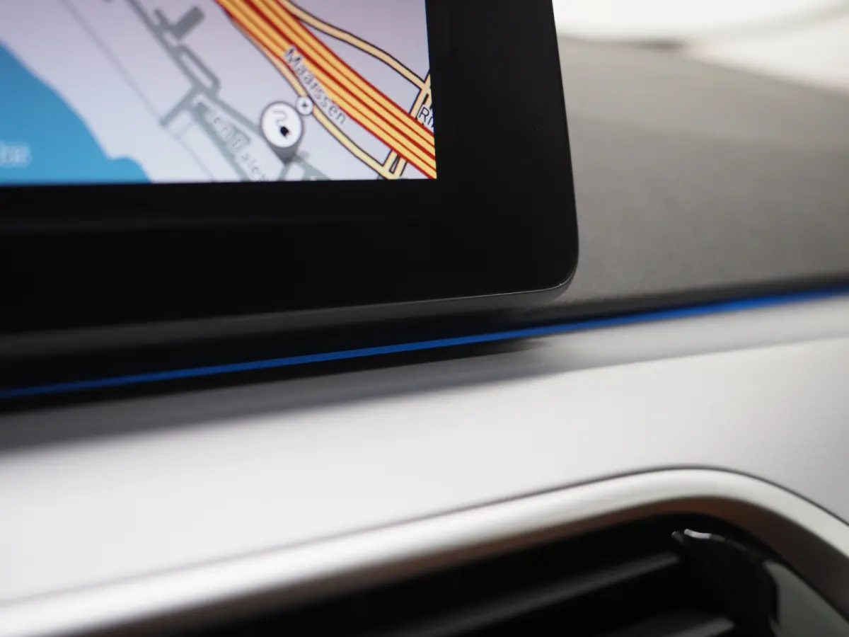 520e | Panoramadak | LED Grille | Trekhaak | Leder | HUD | 360 | Dodehoek | Sfeerlicht | Memory | Carplay