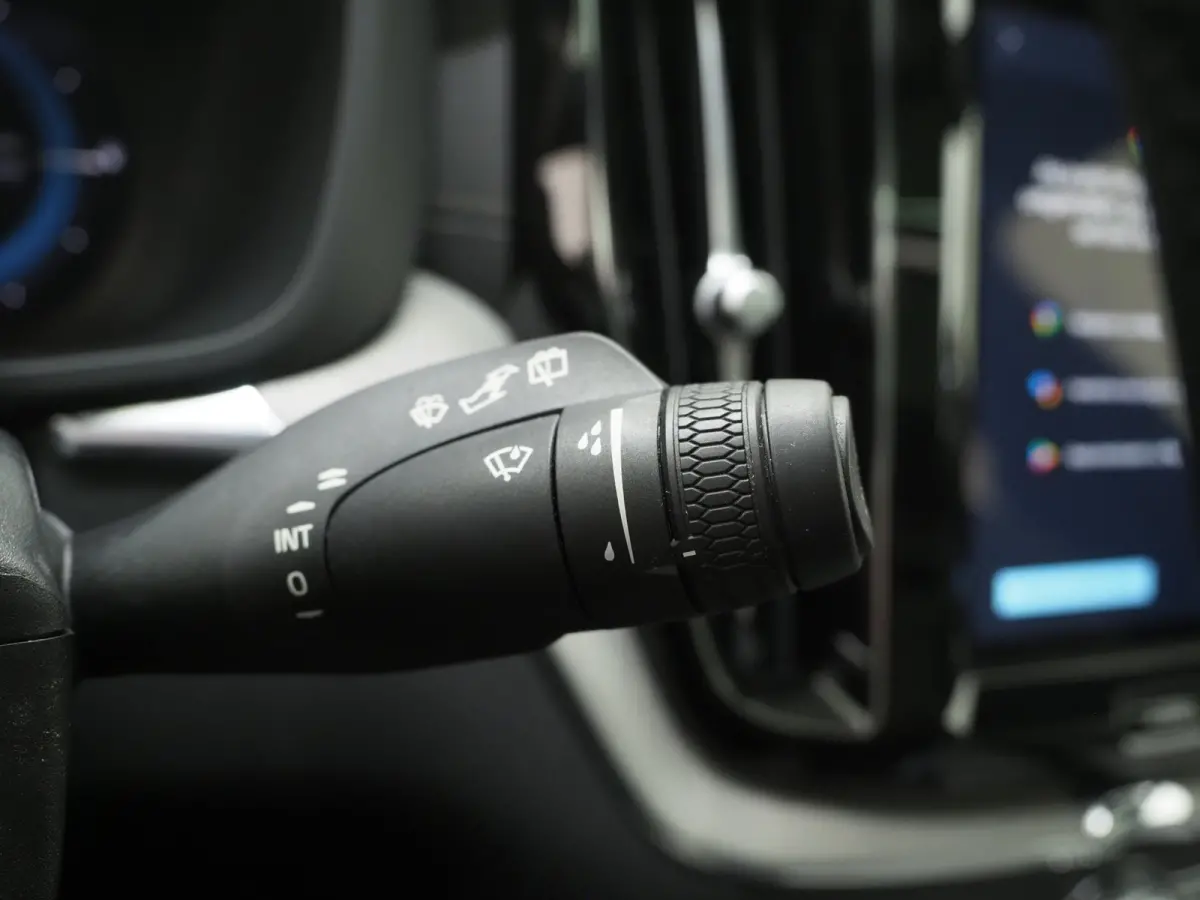 2.0 T6 Plug-in hybrid AWD Ultimate Long Range | Panoramadak | Luchtvering | Tailored Wool Blend | Trekhaak | HUD | Harman/Kardon