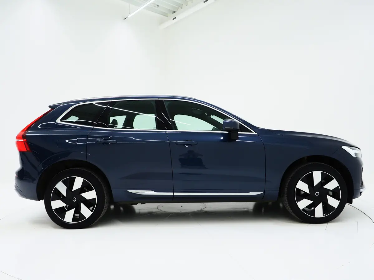 2.0 T6 Plug-in hybrid AWD Ultimate Long Range | Panoramadak | Luchtvering | Tailored Wool Blend | Trekhaak | HUD | Harman/Kardon