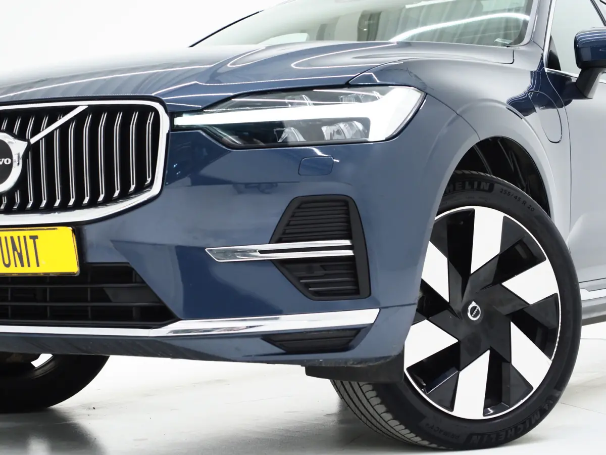 2.0 T6 Plug-in hybrid AWD Ultimate Long Range | Panoramadak | Luchtvering | Tailored Wool Blend | Trekhaak | HUD | Harman/Kardon