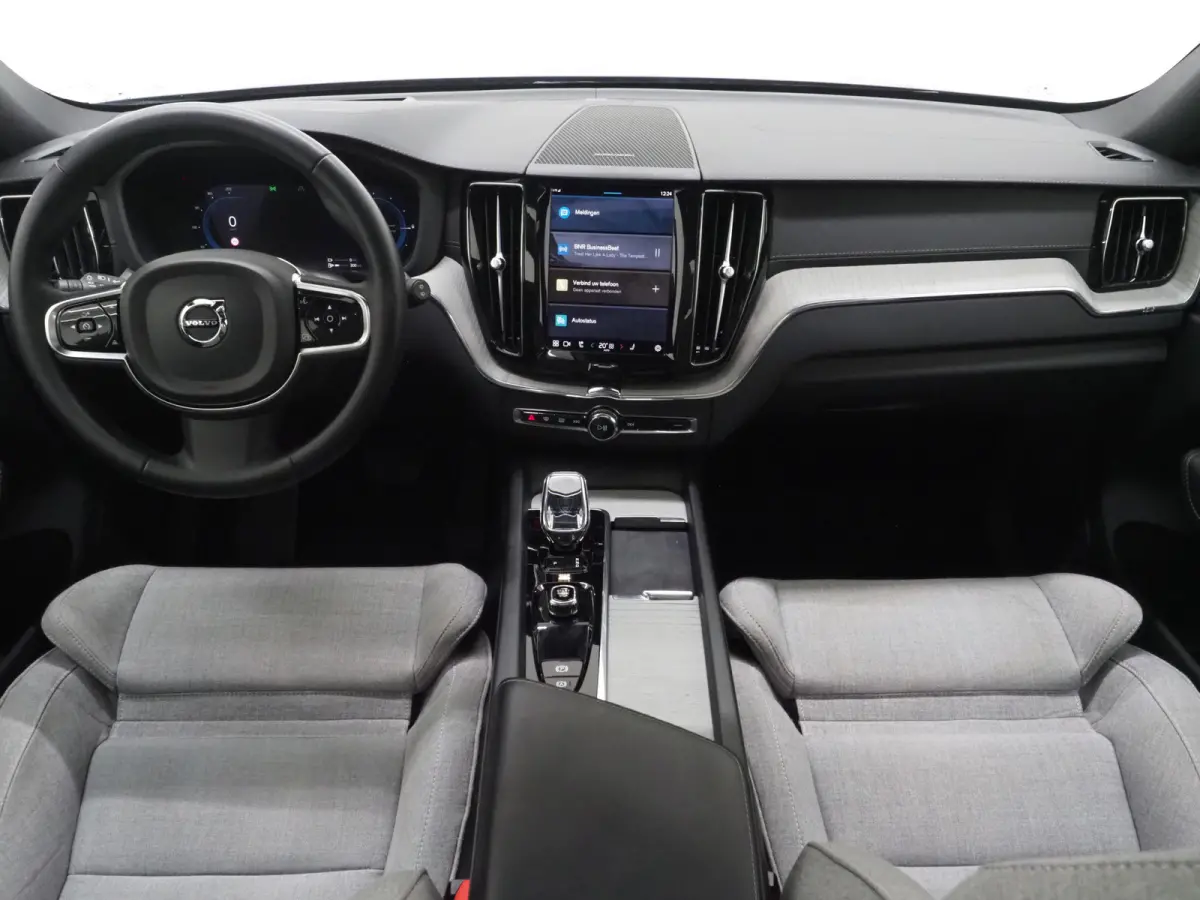 2.0 T6 Plug-in hybrid AWD Ultimate Long Range | Panoramadak | Luchtvering | Tailored Wool Blend | Trekhaak | HUD | Harman/Kardon