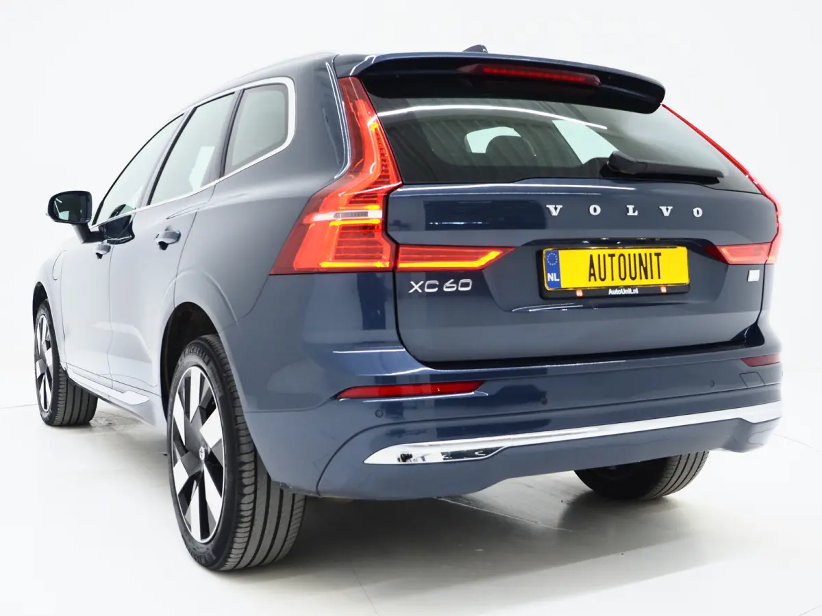 2.0 T6 Plug-in hybrid AWD Ultimate Long Range | Panoramadak | Luchtvering | Tailored Wool Blend | Trekhaak | HUD | Harman/Kardon