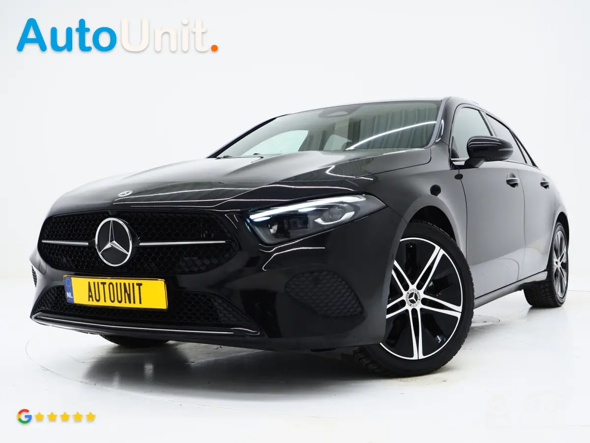 250 e Luxury Line | Panoramadak | Sfeerlicht | Camera | Keyless | Zwarte Hemel | Cruise | DAB