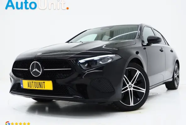 250 e Luxury Line | Panoramadak | Sfeerlicht | Camera | Keyless | Zwarte Hemel | Cruise | DAB