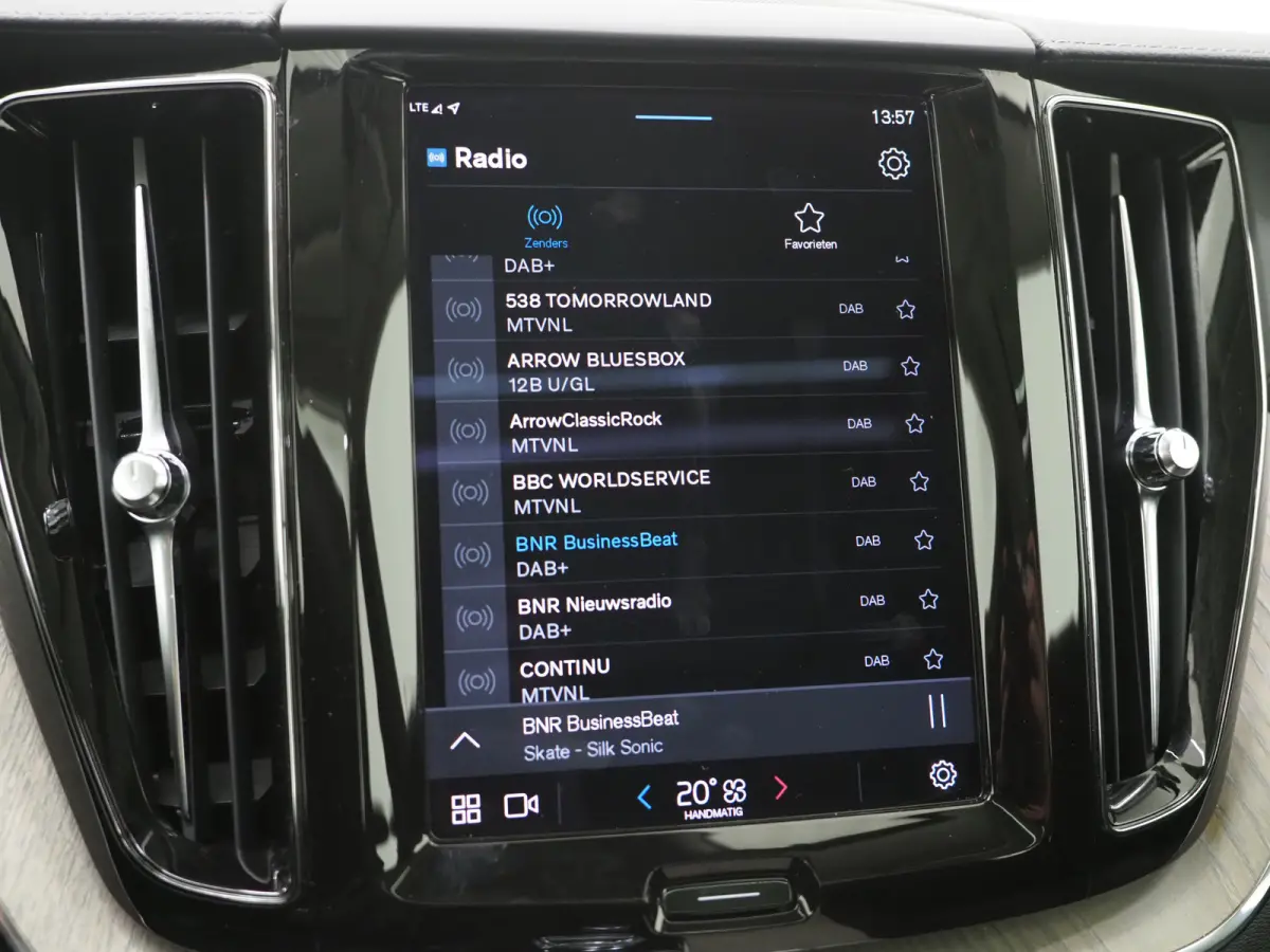 2.0 T6 Plug-in hybrid AWD Inscription Long Range | Panoramadak | Leder | Keyless | Camera | Memory | Cruise | Carplay