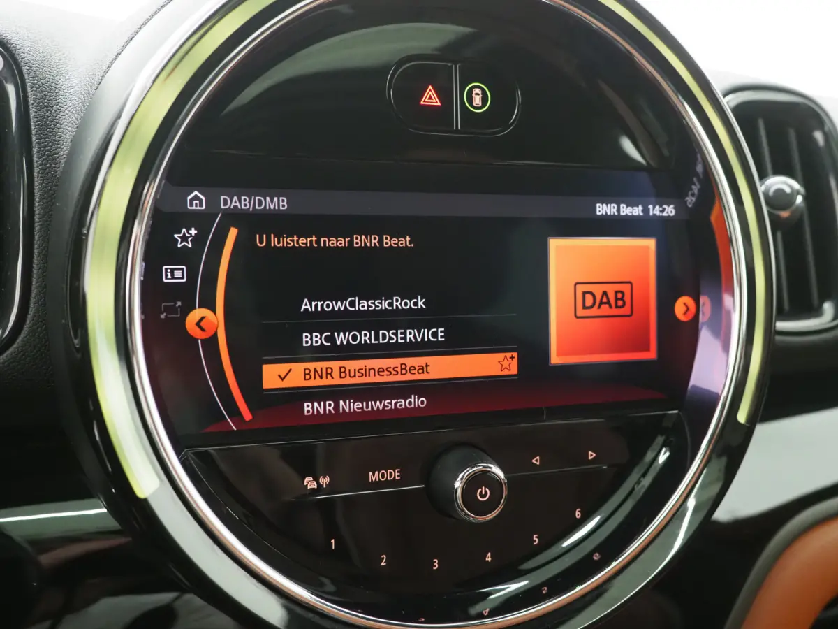 Mini 1.5 Cooper ALL4 Facelift | Panoramadak | Leder | Harman/Kardon | HUD | Keyless | Memory | Camera | Carplay