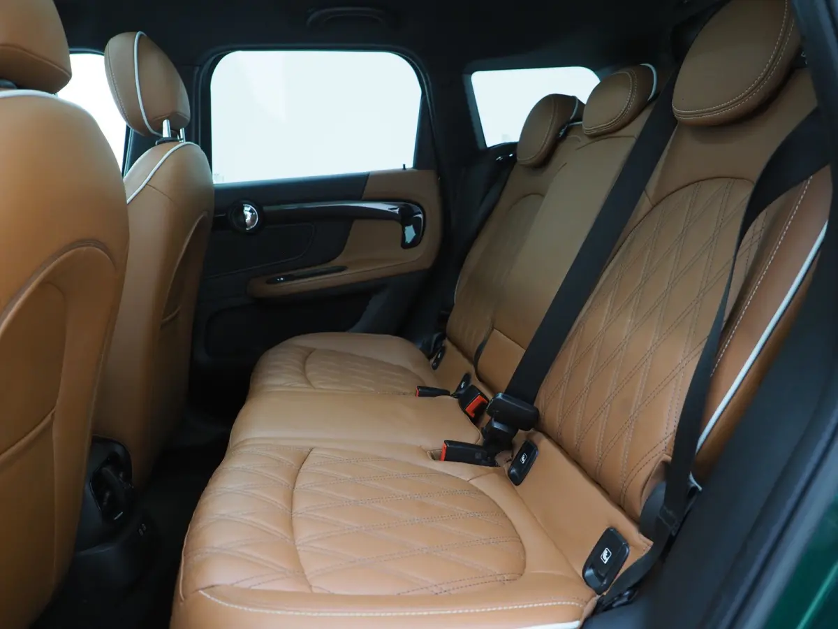 Mini 1.5 Cooper ALL4 Facelift | Panoramadak | Leder | Harman/Kardon | HUD | Keyless | Memory | Camera | Carplay