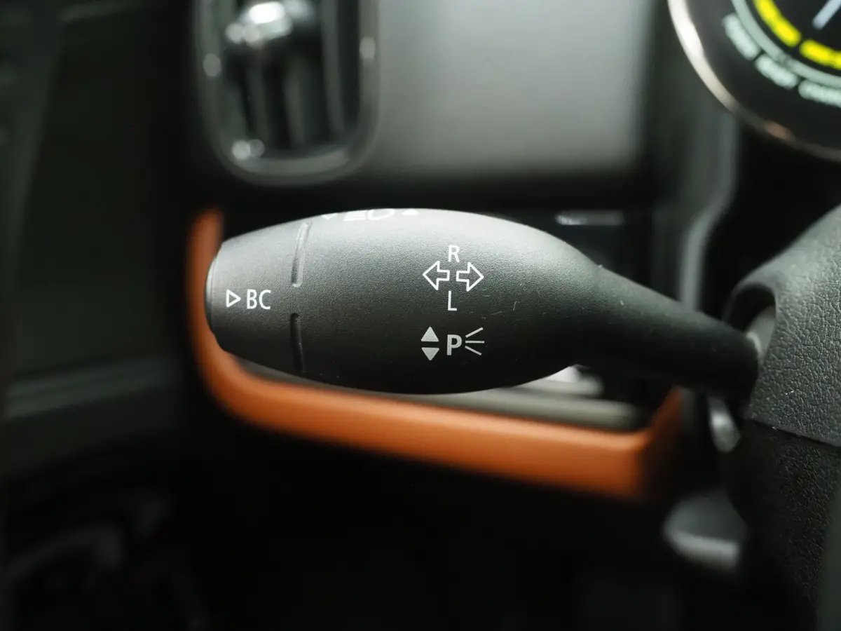Mini 1.5 Cooper ALL4 Facelift | Panoramadak | Leder | Harman/Kardon | HUD | Keyless | Memory | Camera | Carplay