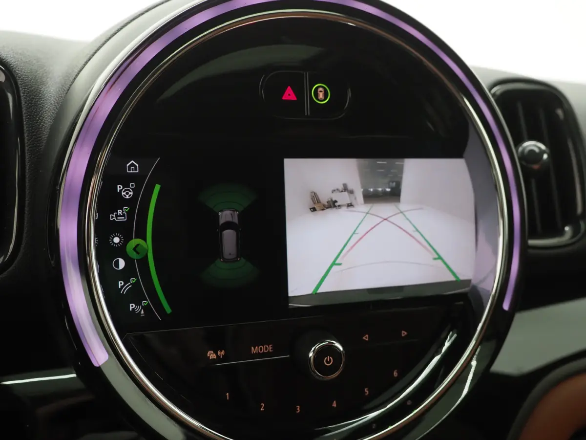 Mini 1.5 Cooper ALL4 Facelift | Panoramadak | Leder | Harman/Kardon | HUD | Keyless | Memory | Camera | Carplay