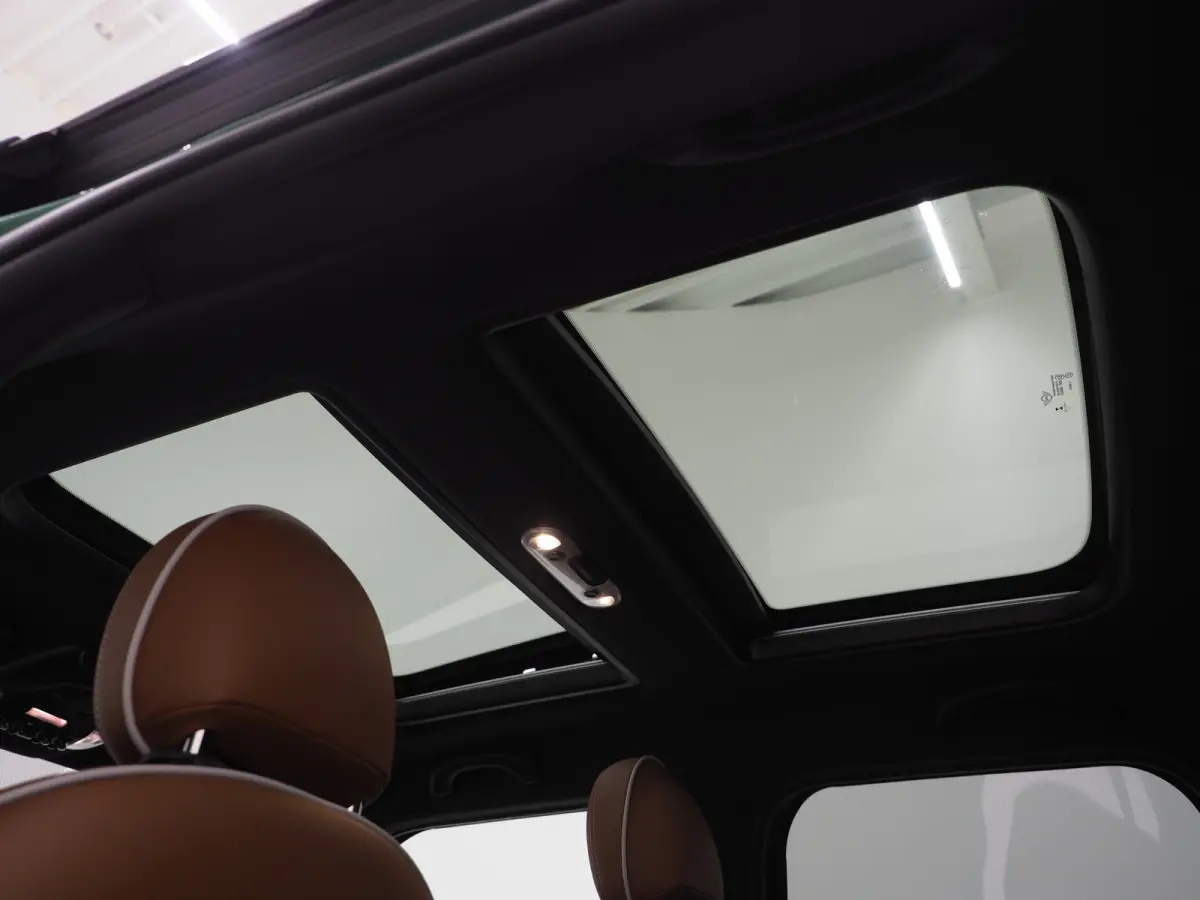 Mini 1.5 Cooper ALL4 Facelift | Panoramadak | Leder | Harman/Kardon | HUD | Keyless | Memory | Camera | Carplay