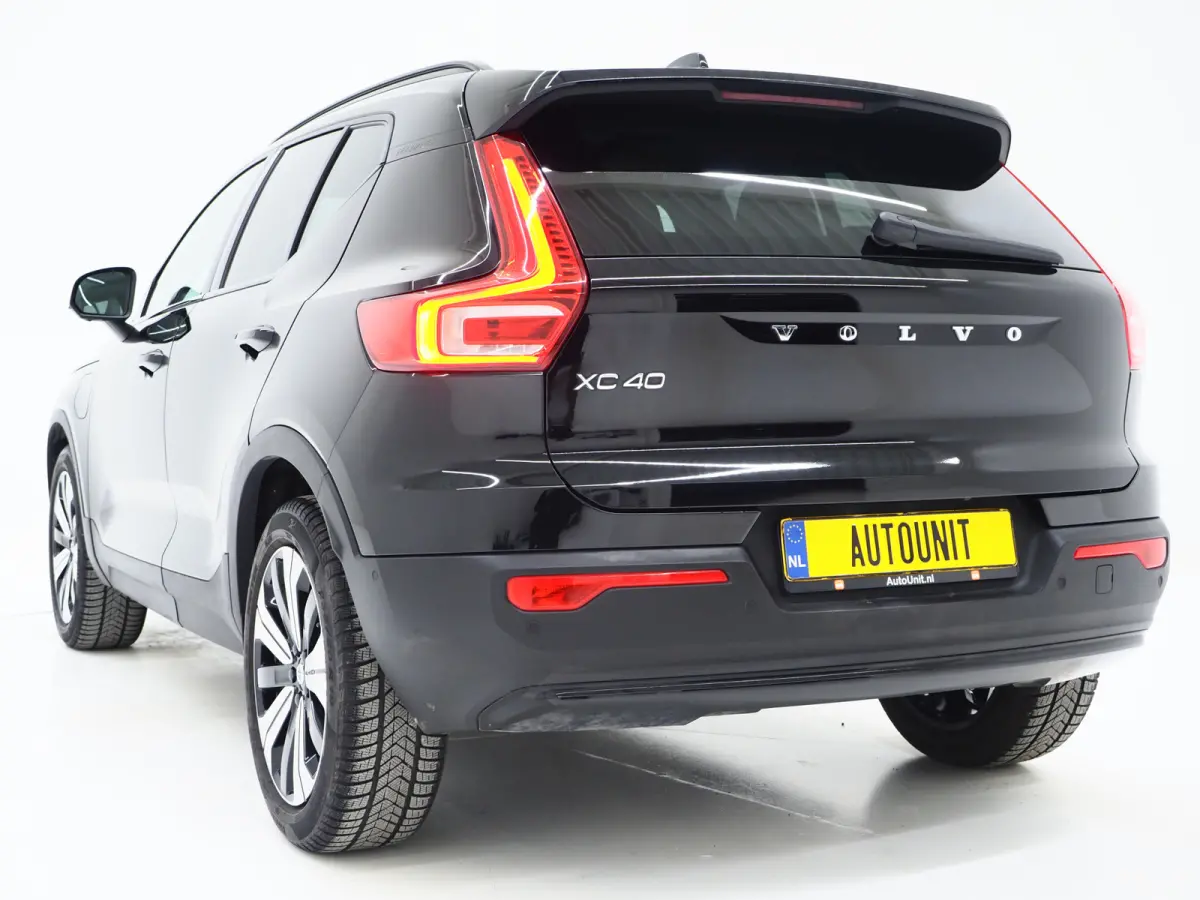 1.5 T5 Plug-in hybrid Ultimate Dark | Panoramadak | Pilot Assist | Harman/Kardon | Leder | Keyless | 360 | BLIS | Carplay